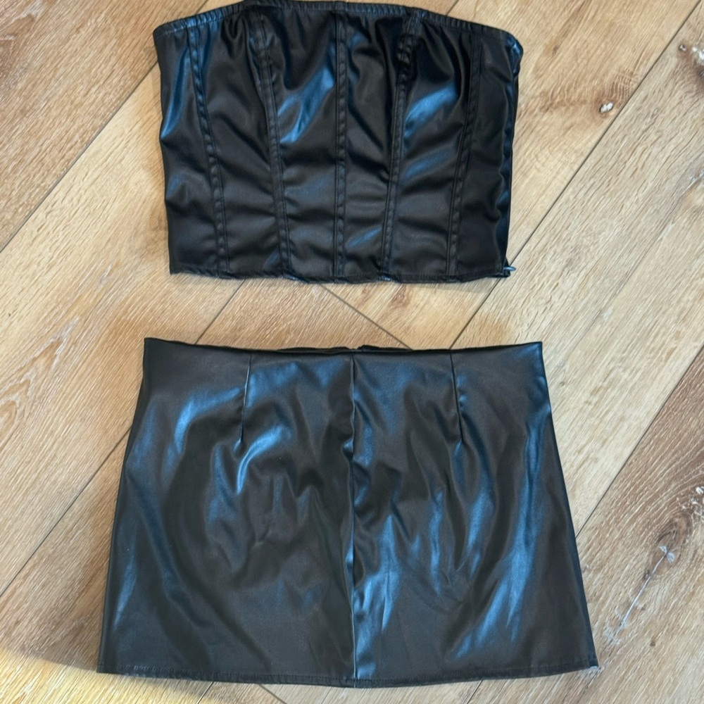 SHEIN Black faux leather Skirt Set xs size 2 - Picture 1 of 8
